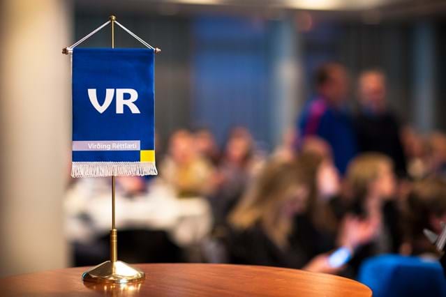 VR flag on table